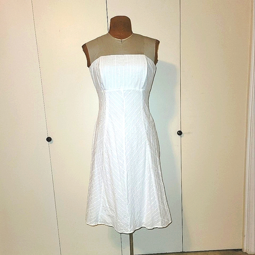 VNTG Chris McLaughlin eyelet strapless dress
